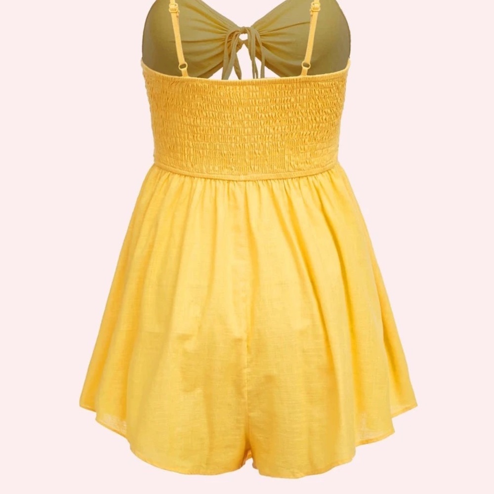 Shirted Waist Tie Front Cut Out Romper - Picture 2 of 3